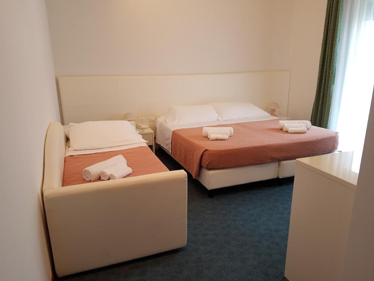 Hotel Sorriso Milano Marittima Zewnętrze zdjęcie