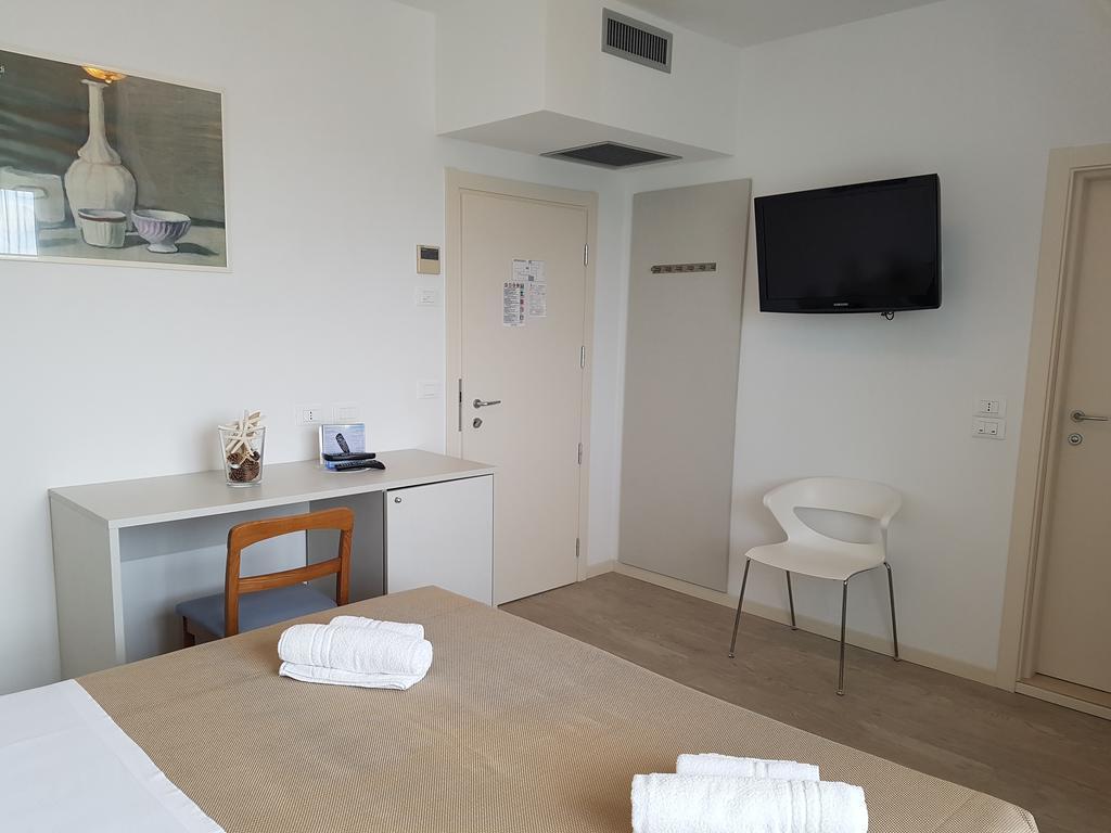 Hotel Sorriso Milano Marittima Zewnętrze zdjęcie