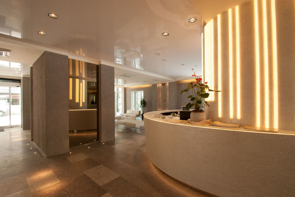 Hotel Sorriso Milano Marittima Zewnętrze zdjęcie