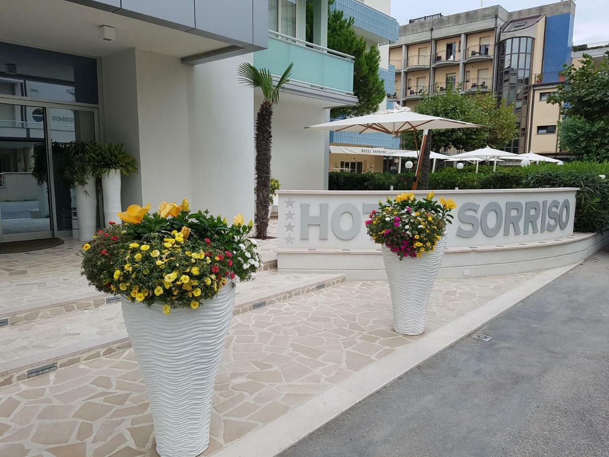 Hotel Sorriso Milano Marittima Zewnętrze zdjęcie